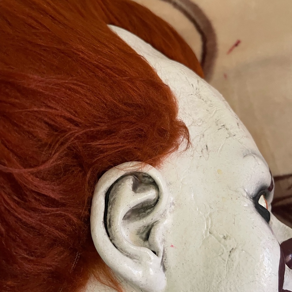 Pennywise Mask from the new Stephen King movie IT - Picture 8 of 14
